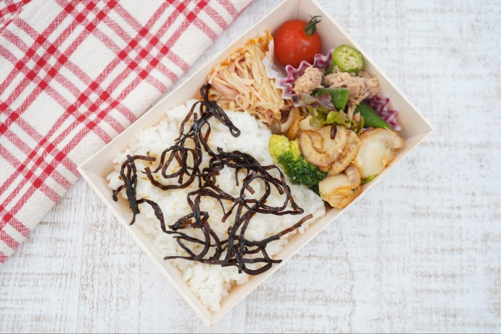 ツナ缶のお弁当レシピ5選！　和えるだけの「簡単おかず」や彩りキレイな「おかず」