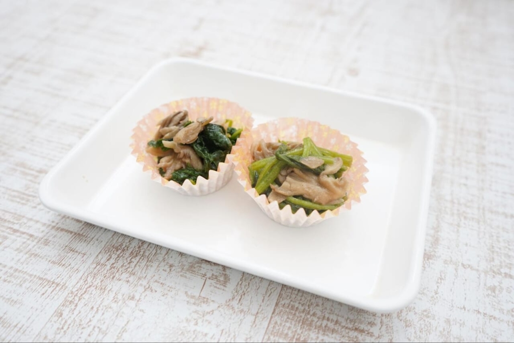 まいたけとほうれん草の和え物