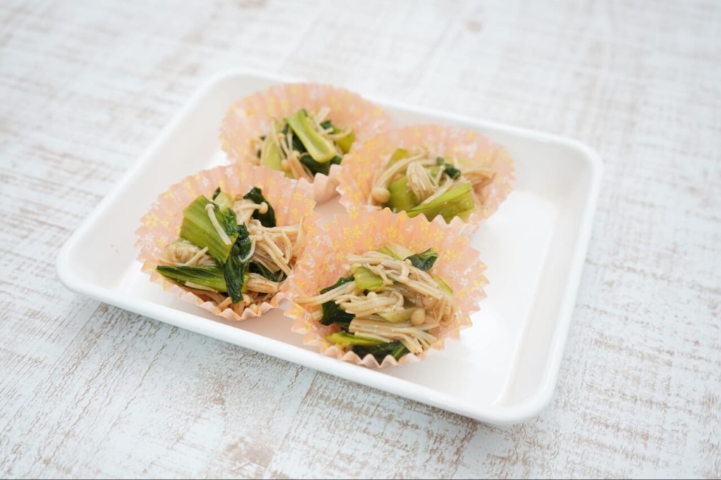 えのきとちんげん菜の和え物