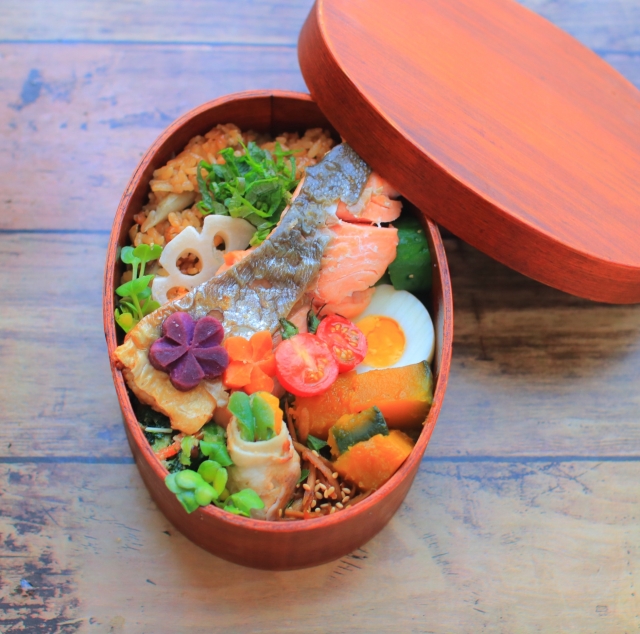 れんこんのお弁当レシピ５選！隙間を埋める「単品おかず」や彩りキレイな「メインおかず」