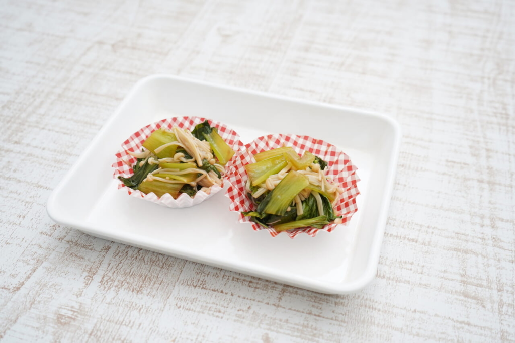 青梗菜とエノキの蒸しもの