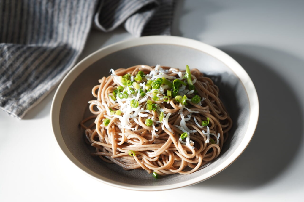 お弁当レシピ1しらすとねぎのまぜ蕎麦