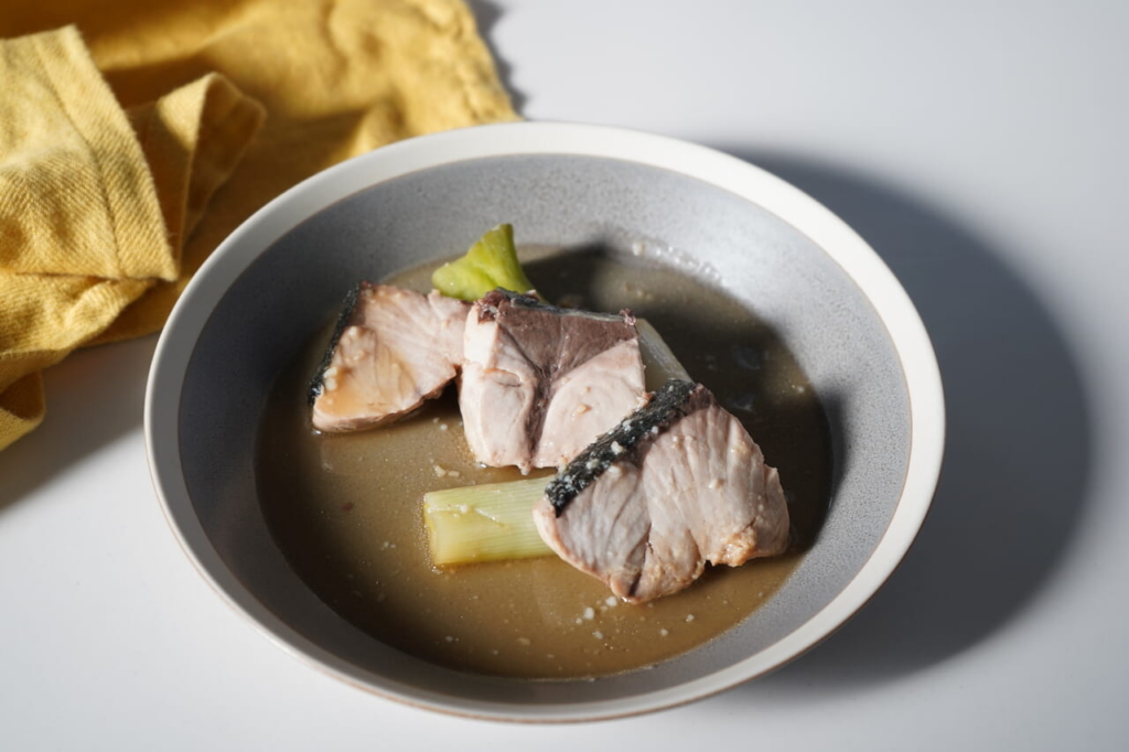 お弁当レシピ1ぶりと白ネギのレンジ蒸し