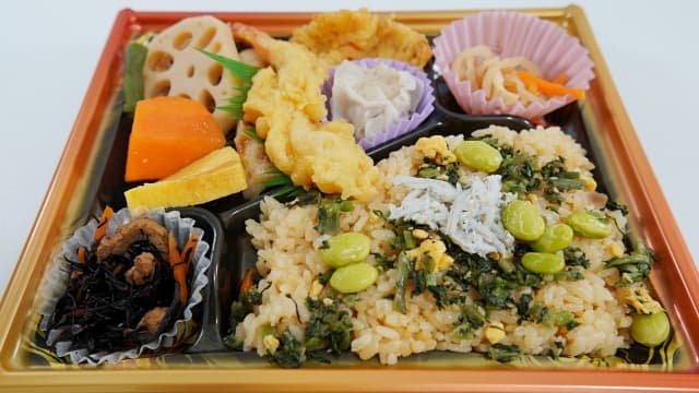 この記事では、切り干し大根の正しい戻し方や冷凍保存のコツをはじめ、忙しい朝にもさっと作れる切り干し大根レシピを紹介します。