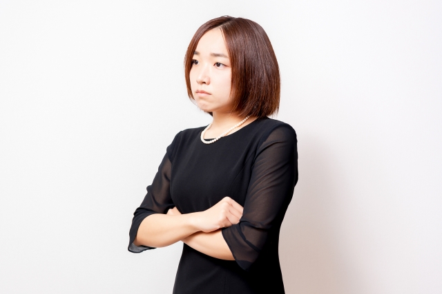 「実母の通夜に参加しない！？」「結局来なかったね…」家に戻ると、まさかの状態の義兄にドン引きした話